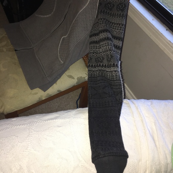 A rare Special Edition Lululemon Scuba Hoodie - Picture 8 of 11